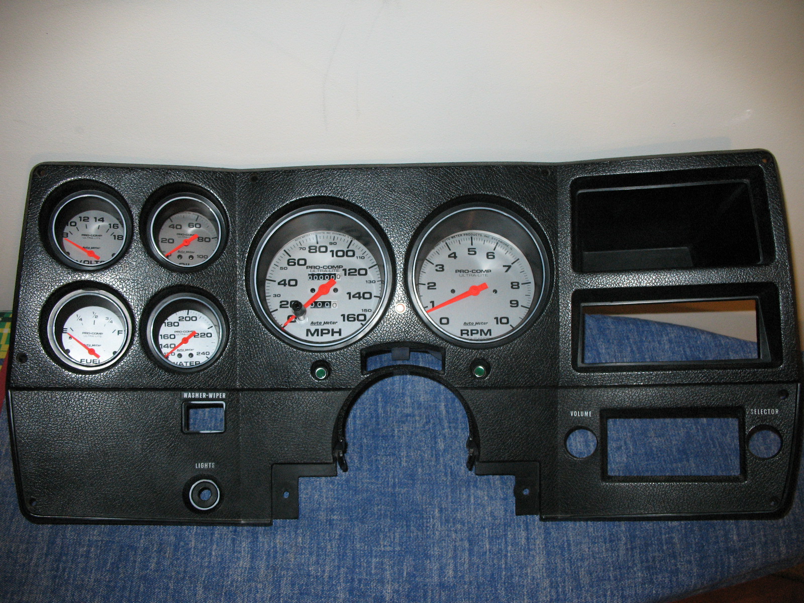 custom dash 86 c10